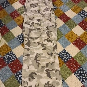 Levi's gray camoflauge cargo pants